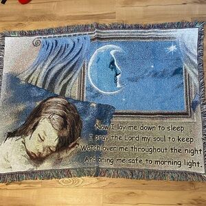 Woven blanket 36”x49”